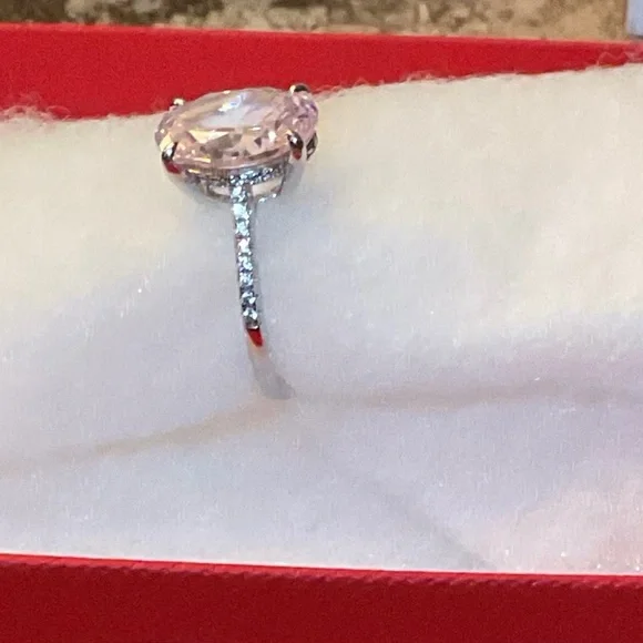 Oval Pink Crystal Solitaire Ring with Pavé Band - Picture 3 of 4